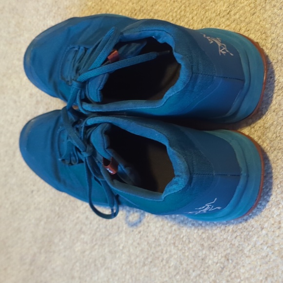 Men's Arc'teryx Aerios FL GTX SIZE 11 Gore-Tex Trail Running Vibram Megagrip - Picture 5 of 9